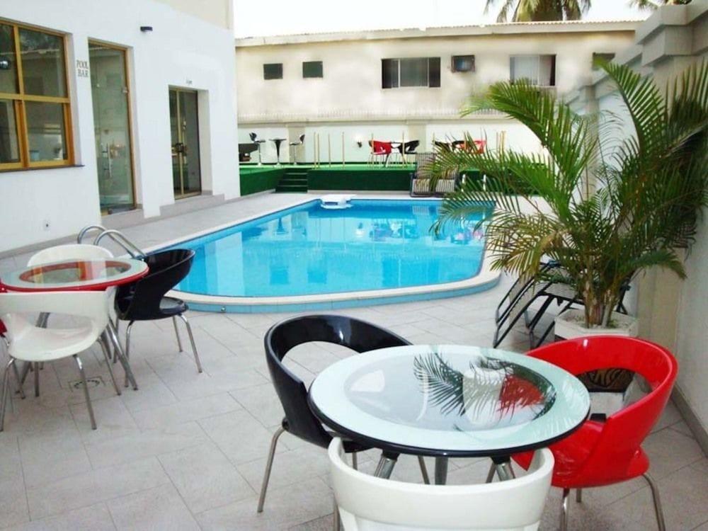 Chesney Hotel — 6