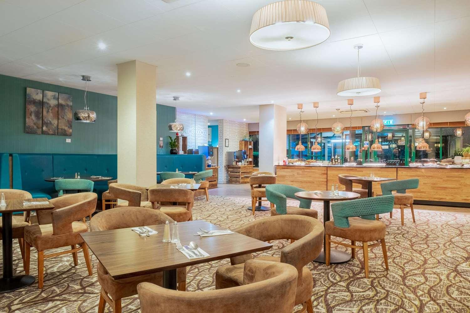 Cedar Court Hotel Wakefield — 7