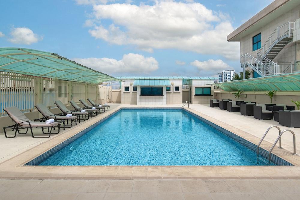 Protea Hotel By Marriott Lagos Kuramo Waters — 10