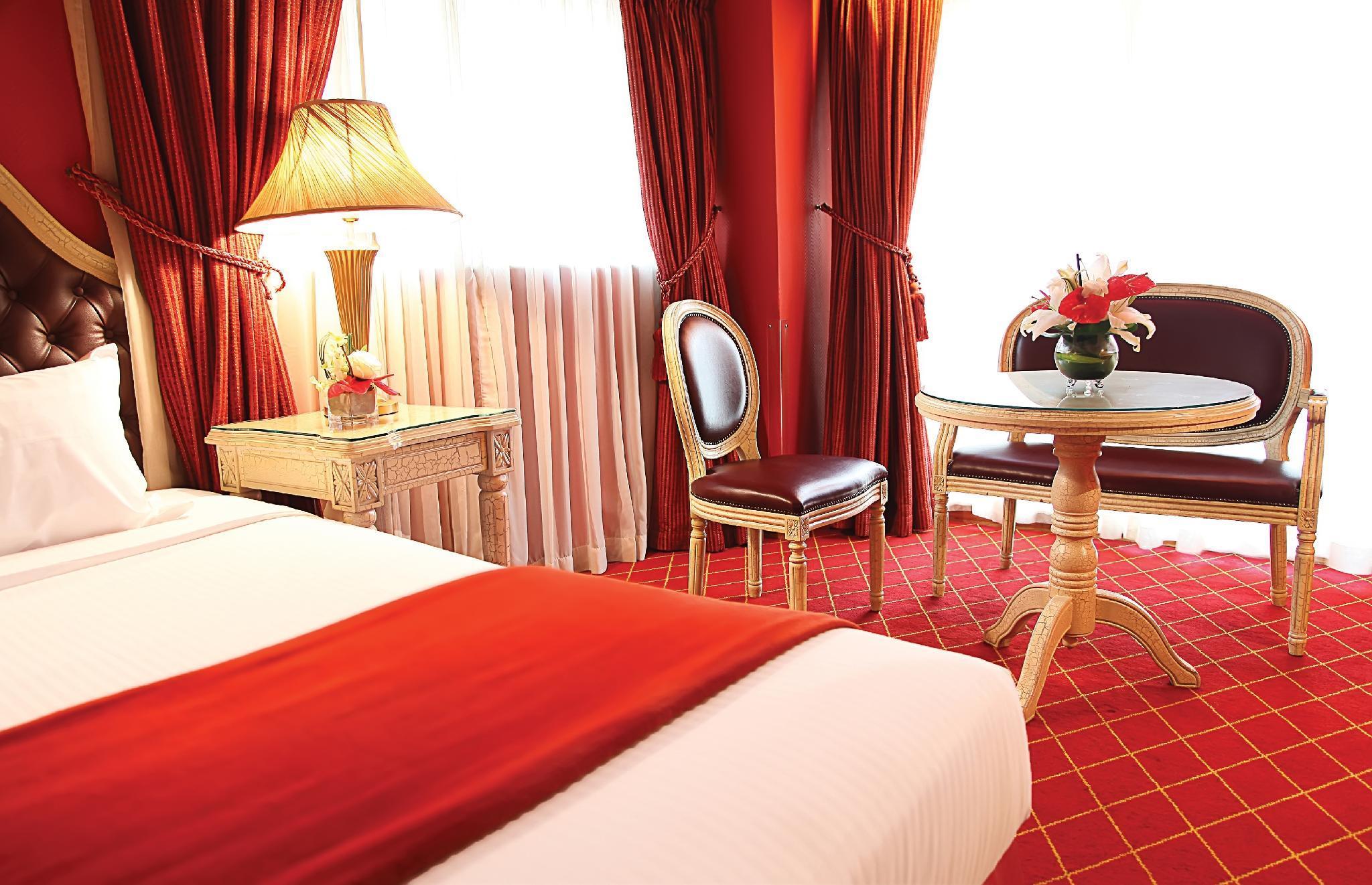 Moscow Hotel — 7
