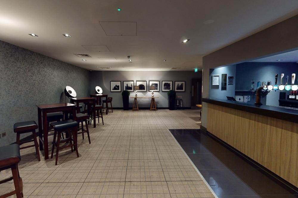Village Urban Resort Aberdeen — 6