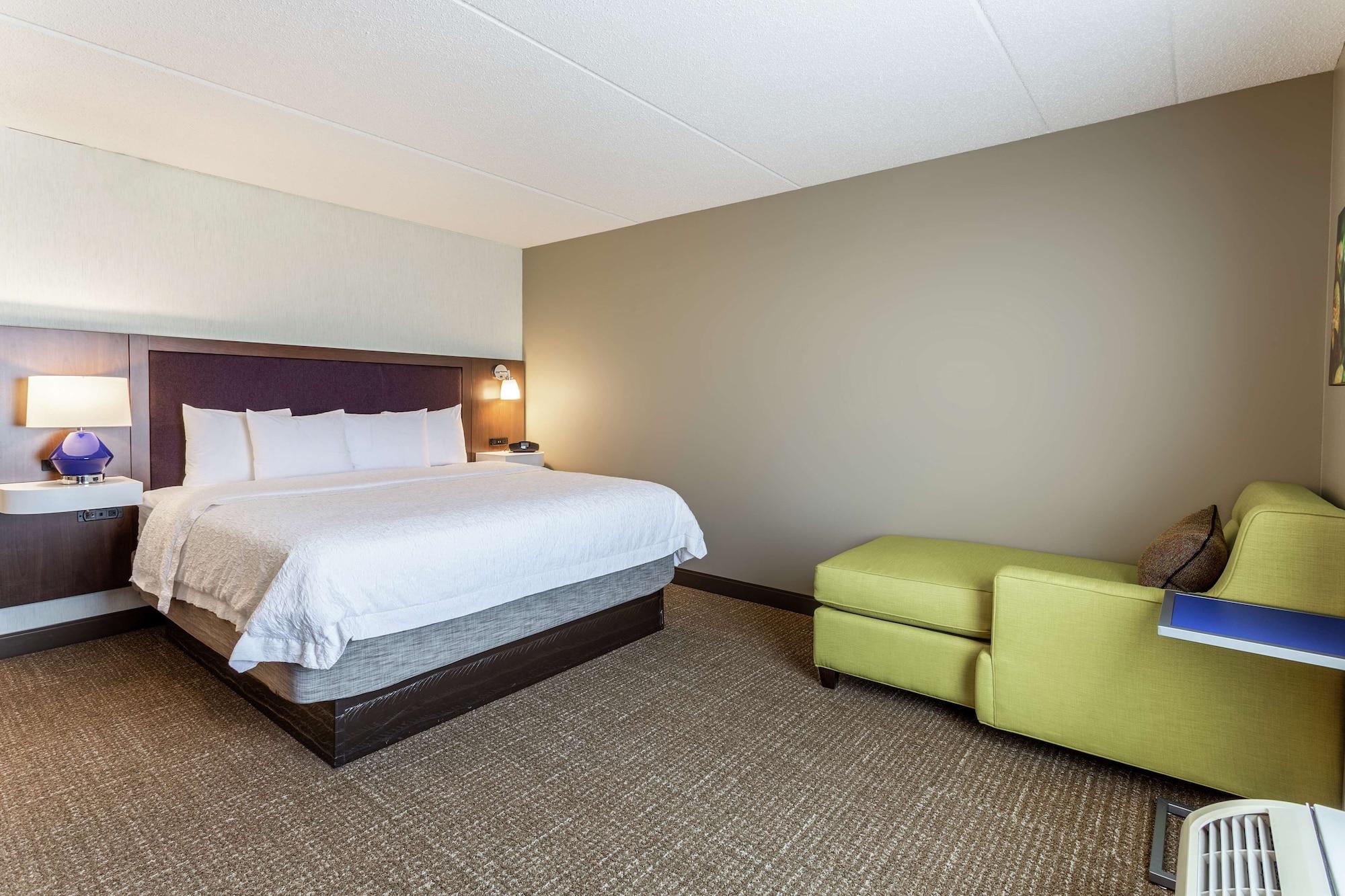 Hampton Inn & Suites Chicago-Libertyville — 5