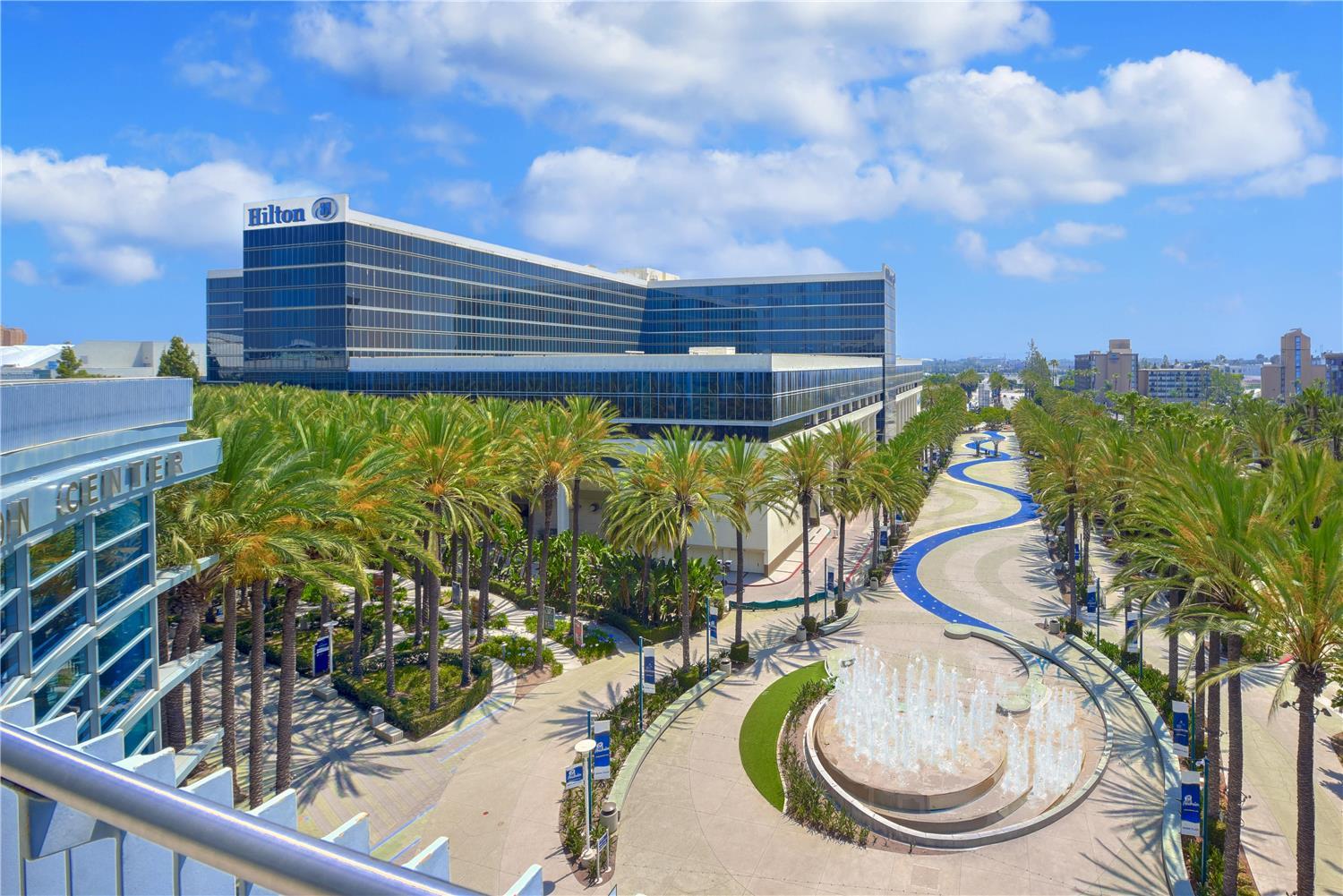 Hilton Anaheim — 4