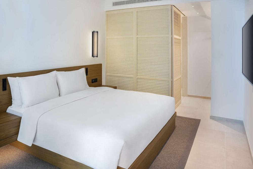 Radisson Beach Resort Palm Jumeirah — 7