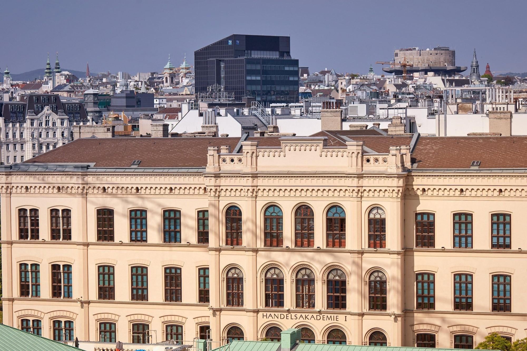 Hotel Imperial, a Luxury Collection Hotel, Vienna 2344 — 3