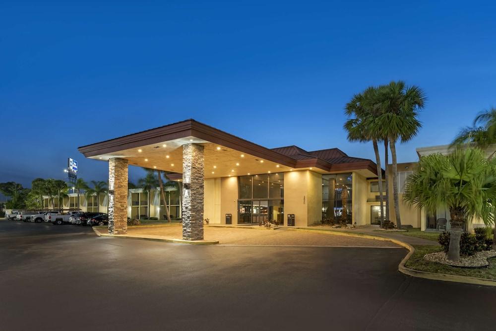 Best Western International Speedway Hotel — 3