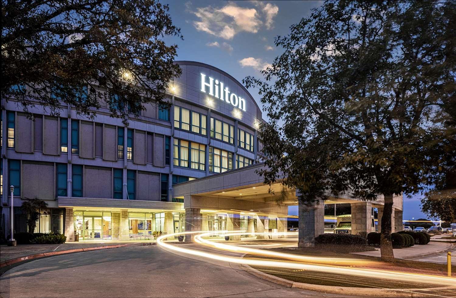 Hilton Austin Airport — 6