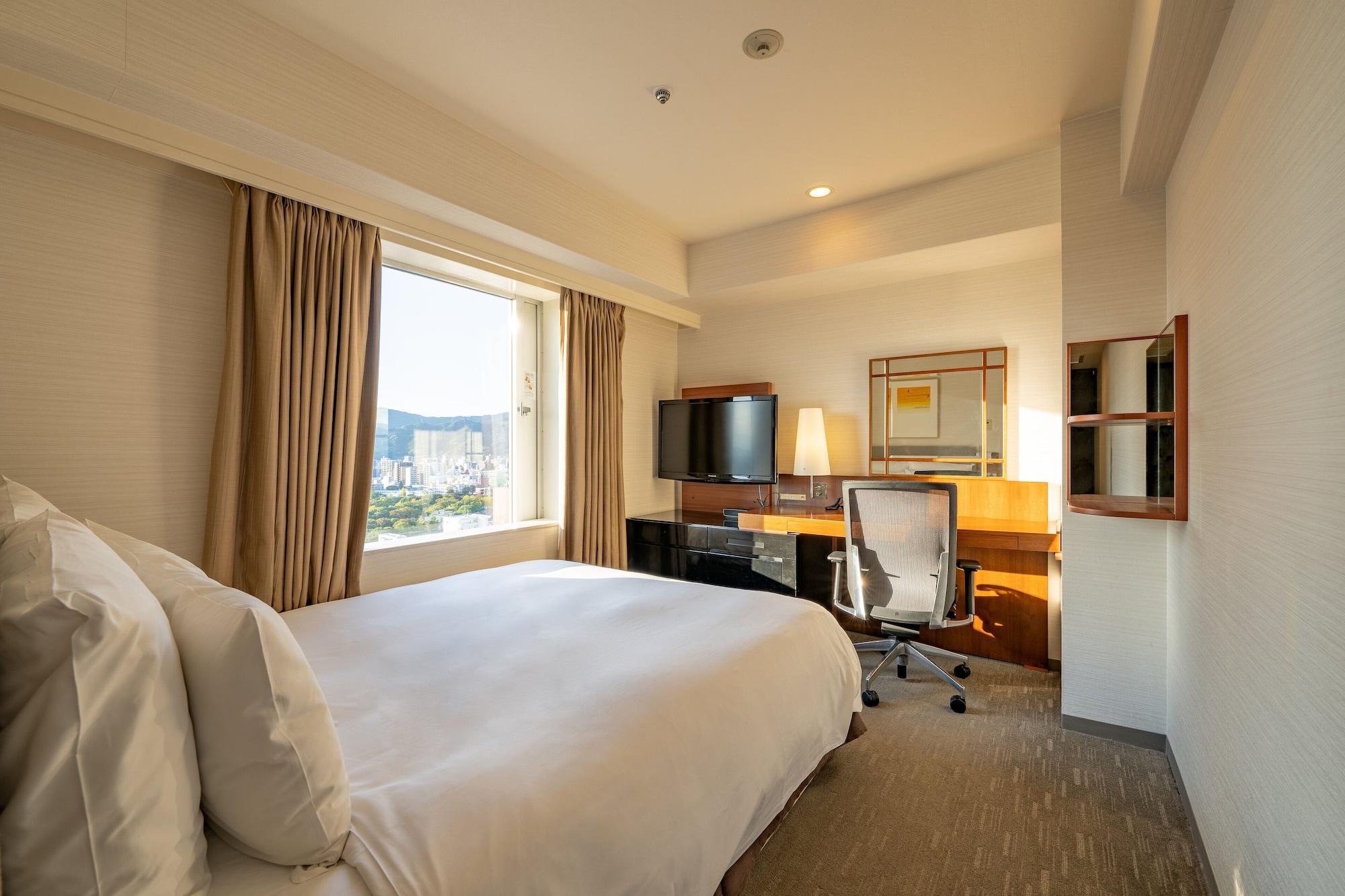 Ana Crowne Plaza Hotel Hiroshima — 10