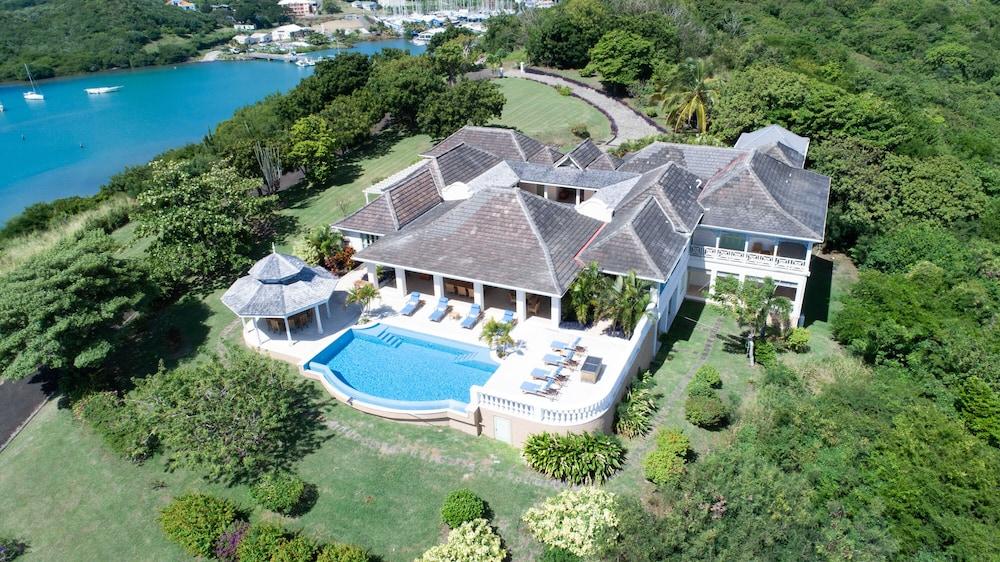 Calabash Luxury Boutique Hotel — 6