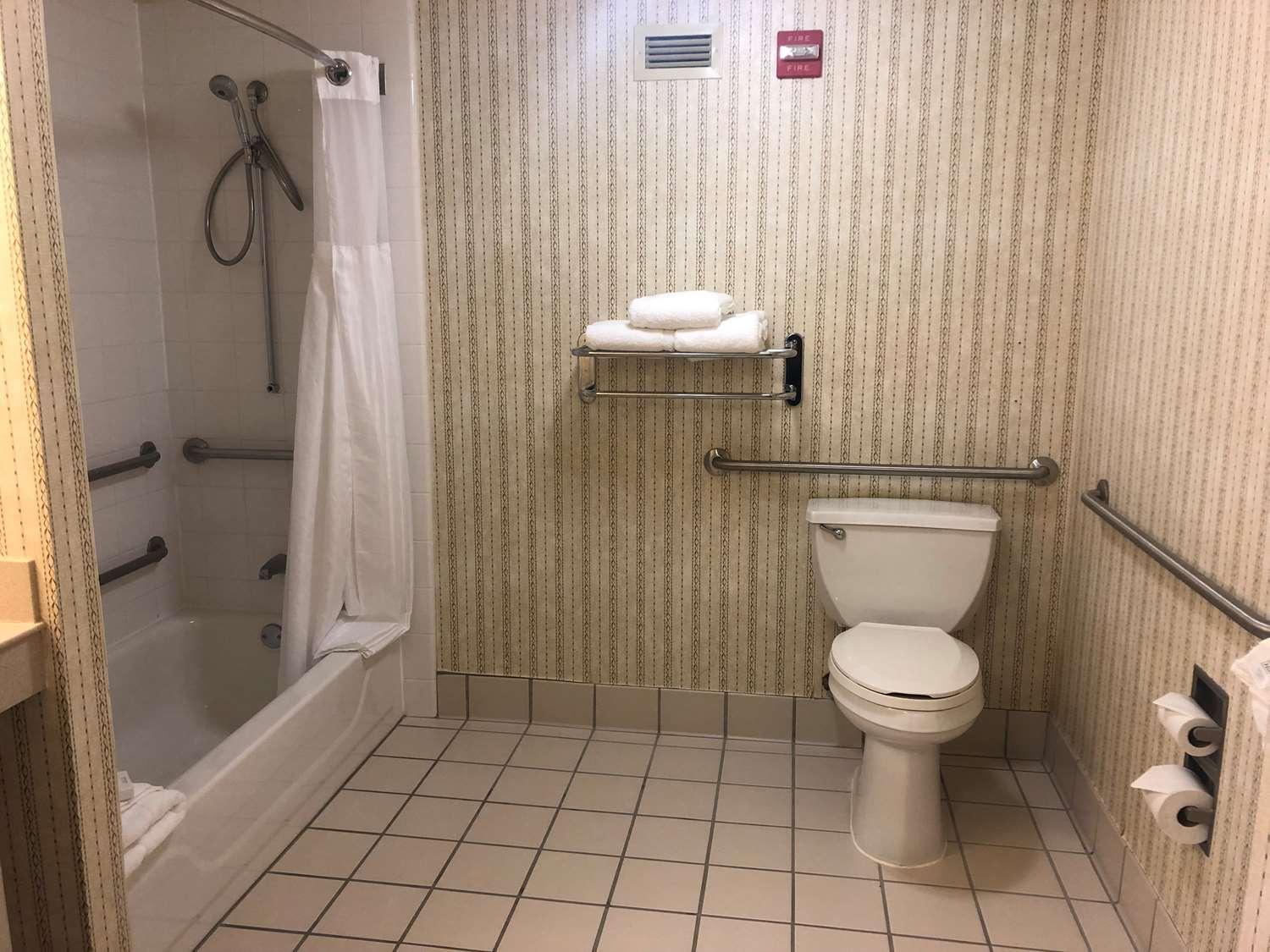 Hilton Garden Inn Addison, IL — 2