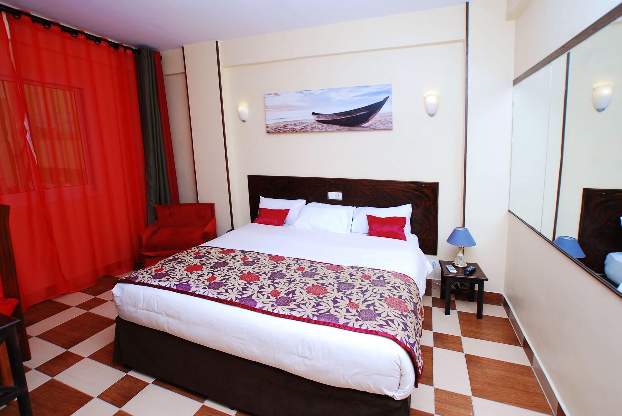 YaahoT Hotel — 9