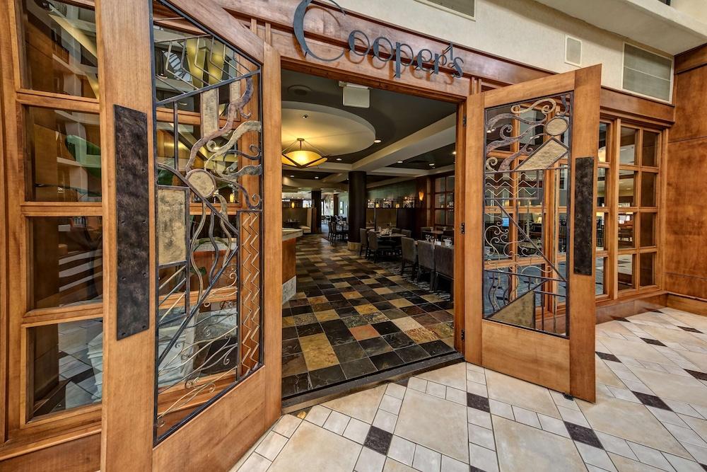 Hilton Knoxville Airport — 5