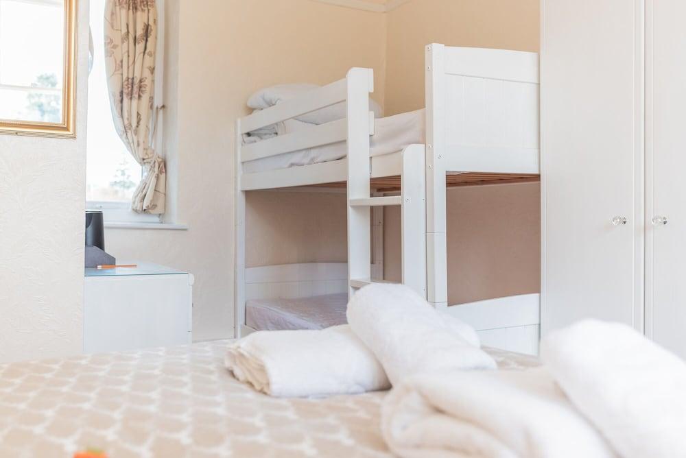 Rayrigg Villa Guesthouse — 4