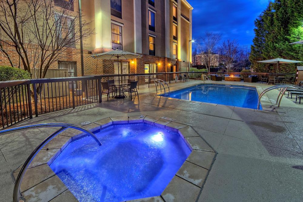 Hampton Inn & Suites Asheville - I-26 — 7