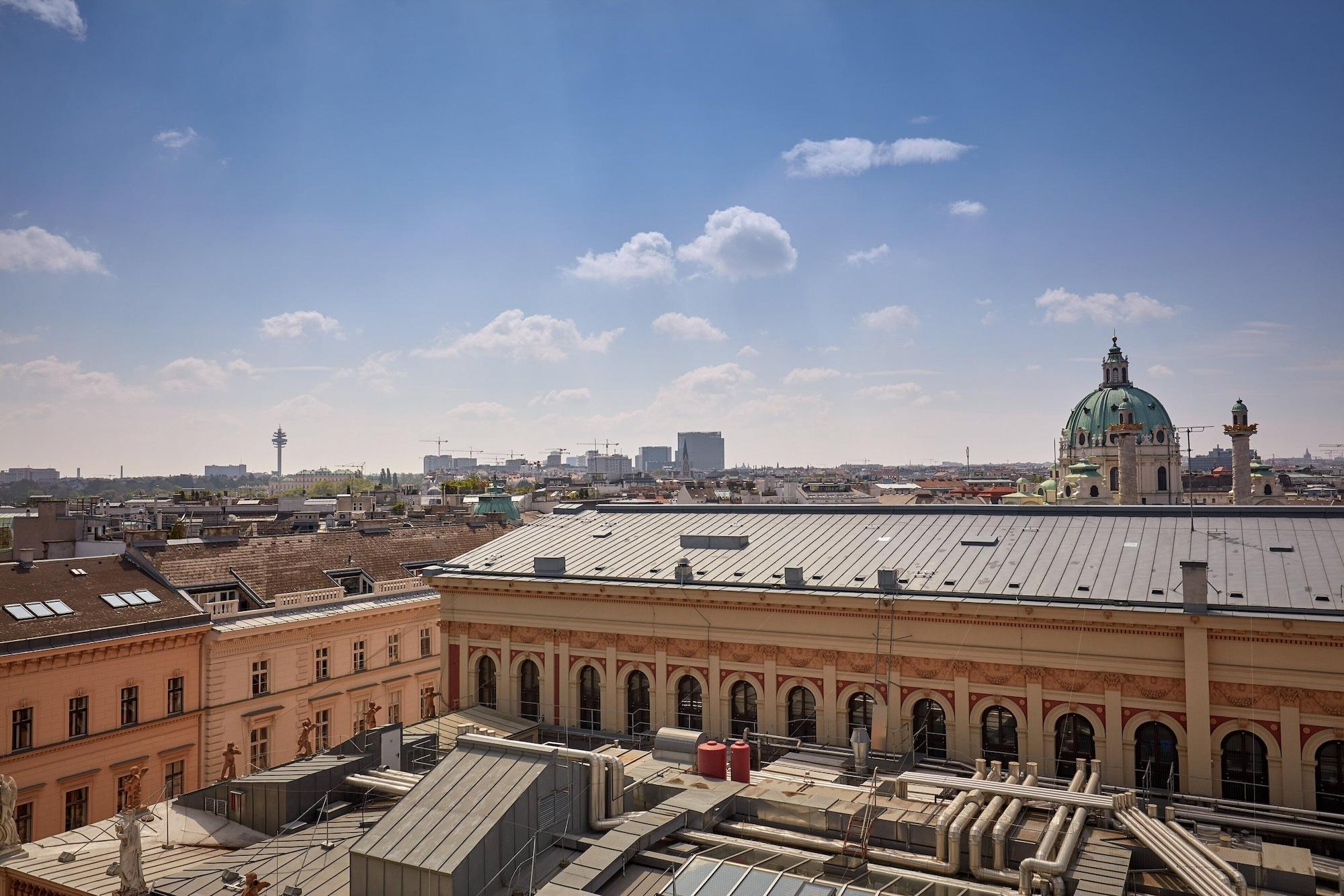 Hotel Imperial, a Luxury Collection Hotel, Vienna 2344 — 4