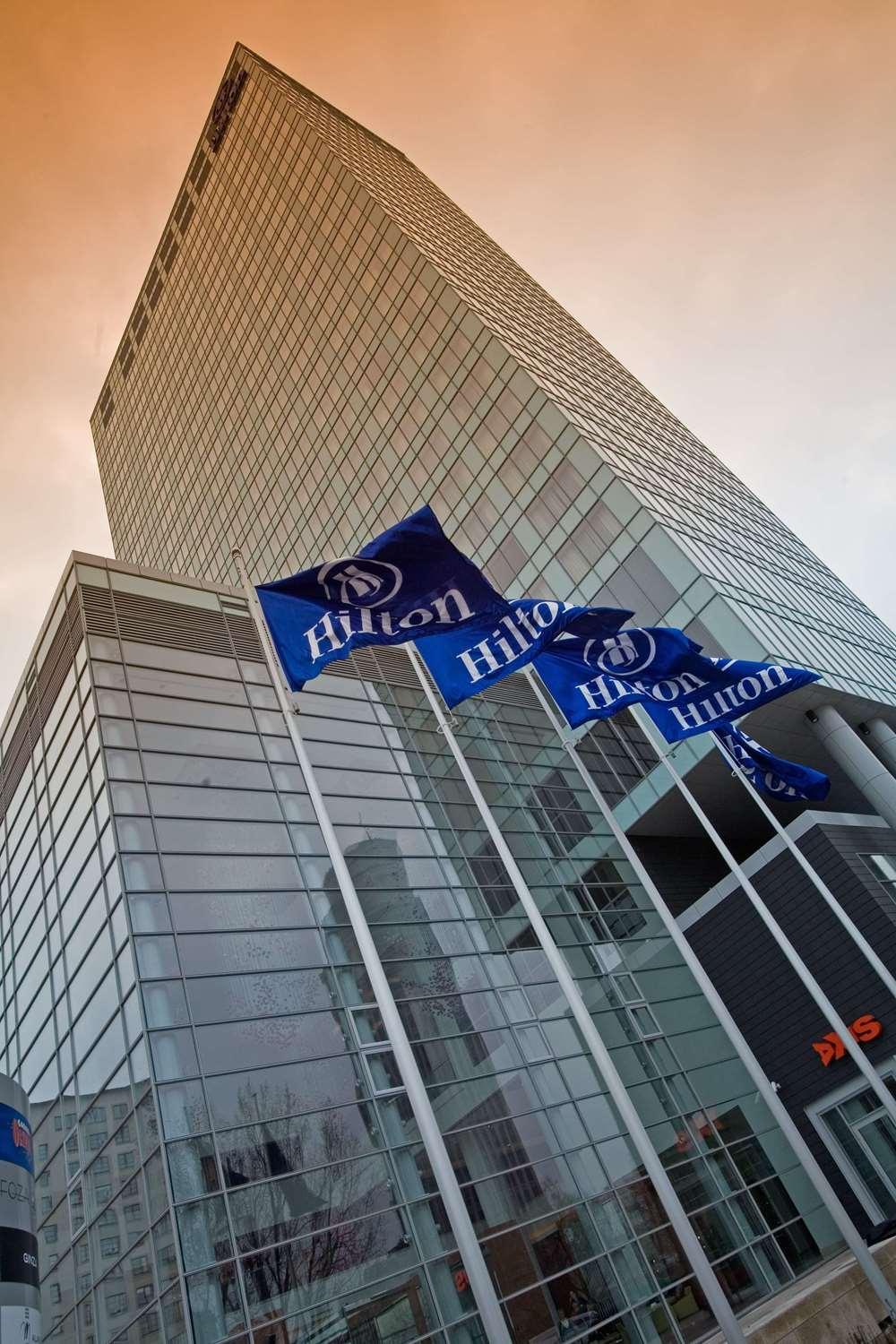 Hilton Warsaw City — 10
