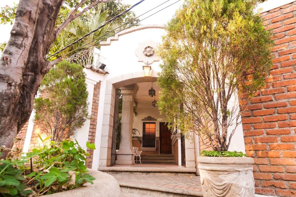 Hotel El Almendro 1163228 — 4