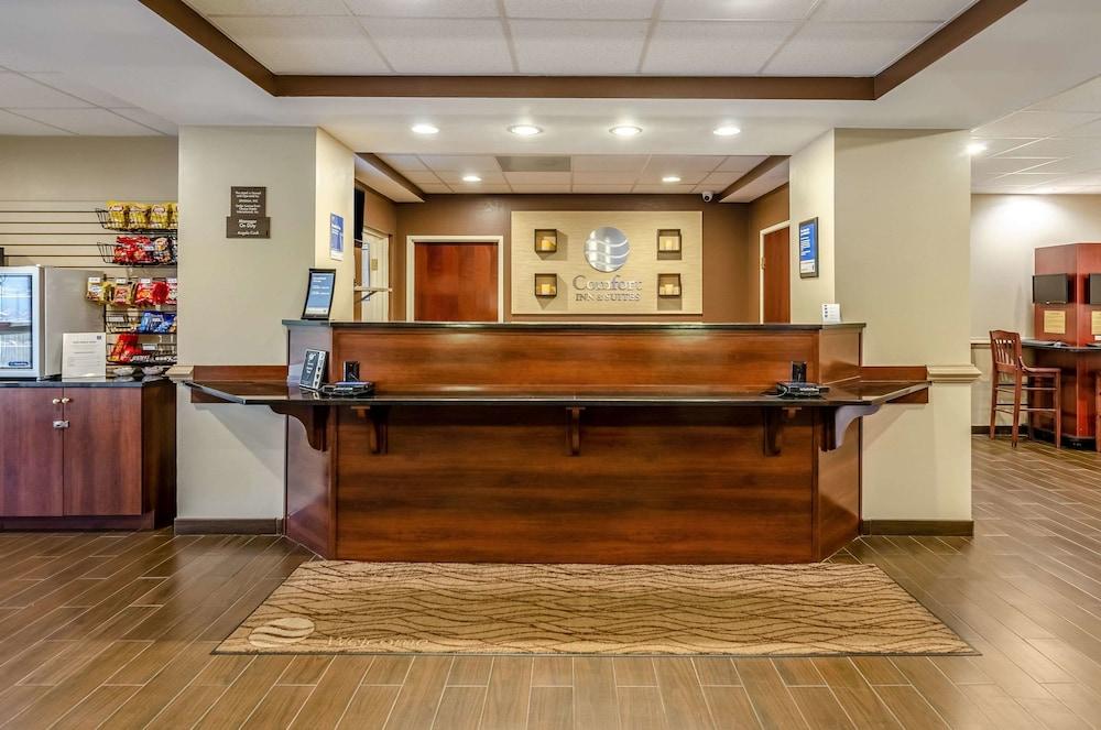 Comfort Inn & Suites Christiansburg I-81 — 5