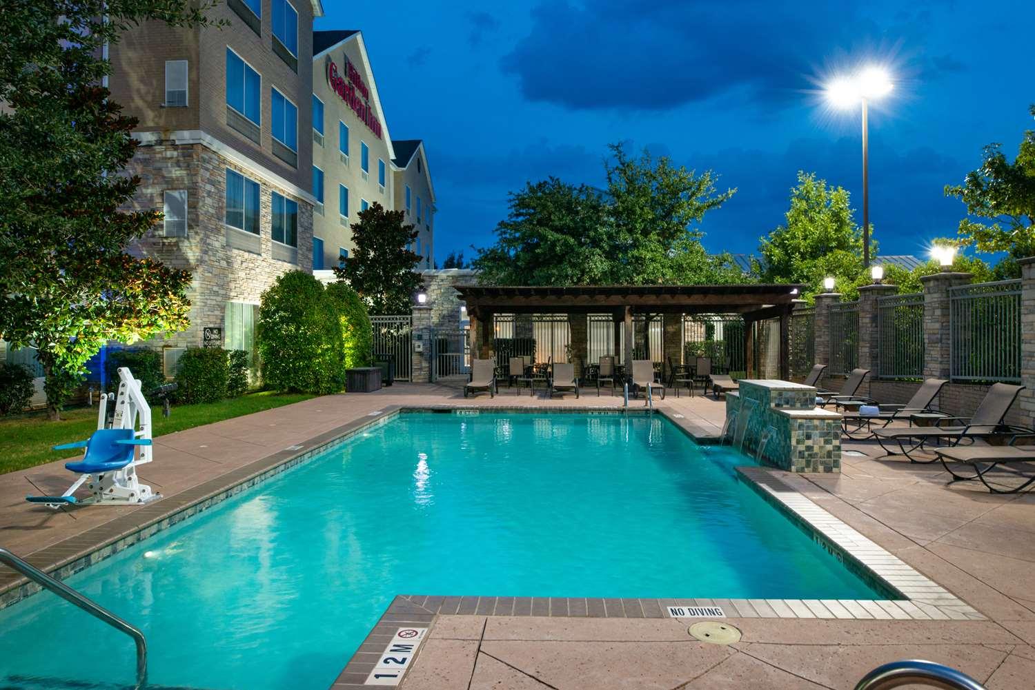 Hilton Garden Inn Denton — 7