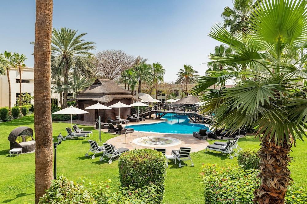 Le Meridien Dubai Hotel and Conference Centre — 3