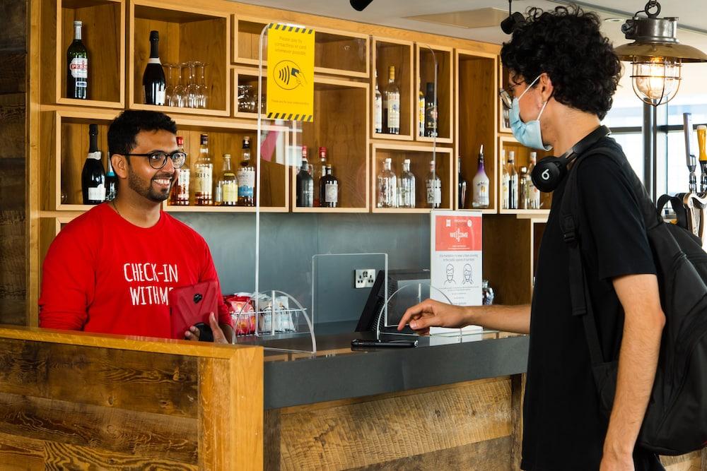 Ibis Leicester City — 10