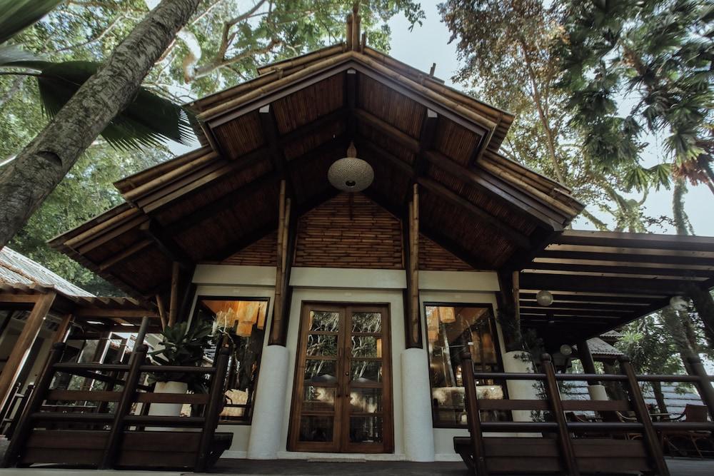 Pearl Farm Beach Resort — 2