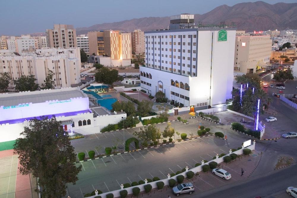 Muscat Holiday — 10