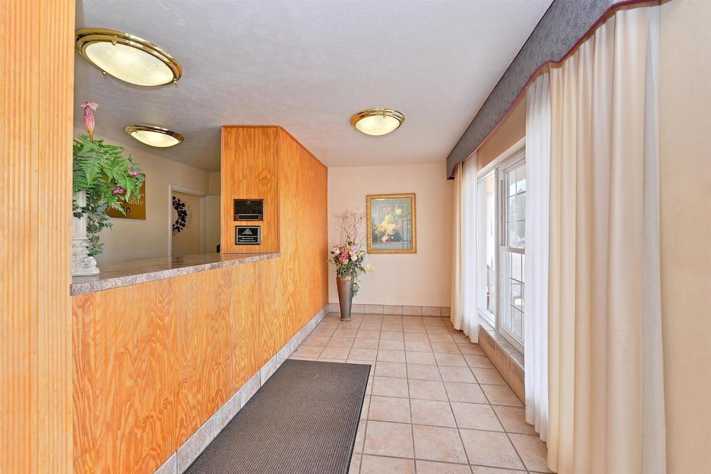 Americas Best Value Inn Austinburg — 5
