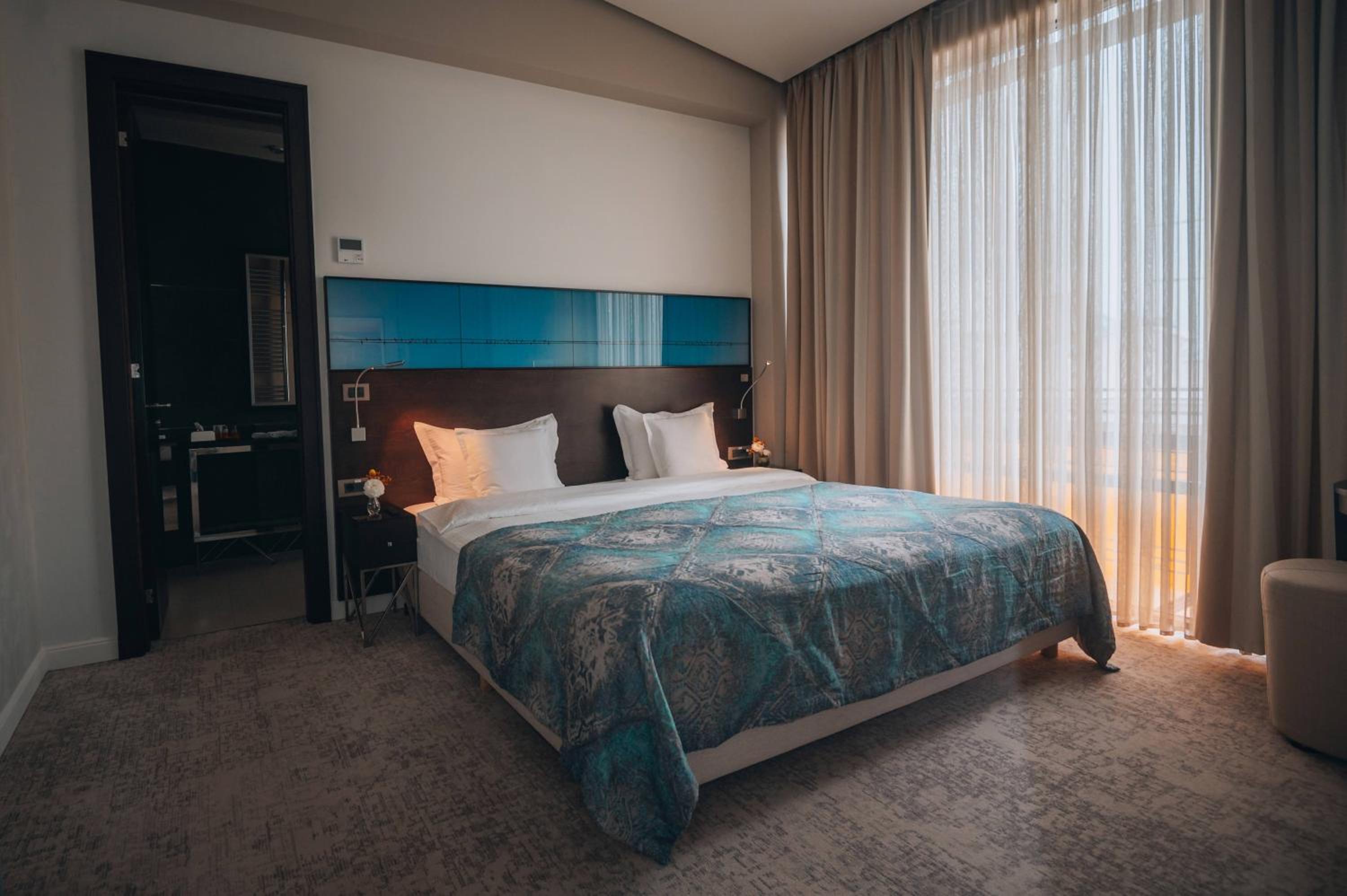 Townhouse 27 Hotel Belgrade — 9