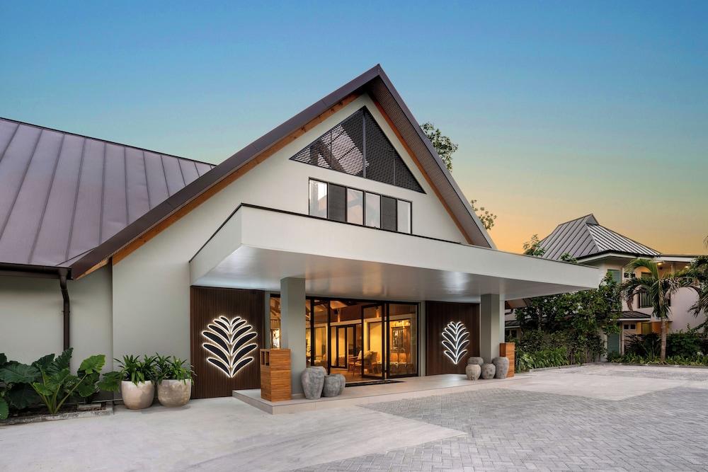INDIAN OCEAN LODGE — 6