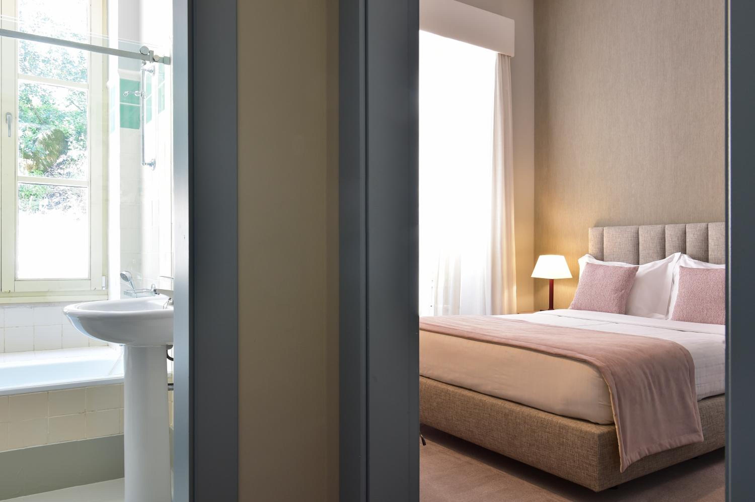 GRANDEUR HOTEL AL BARSHA — 10