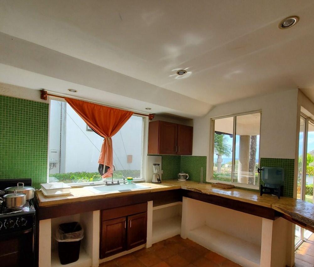 Bahia del Sol Villas & Condominiums — 8