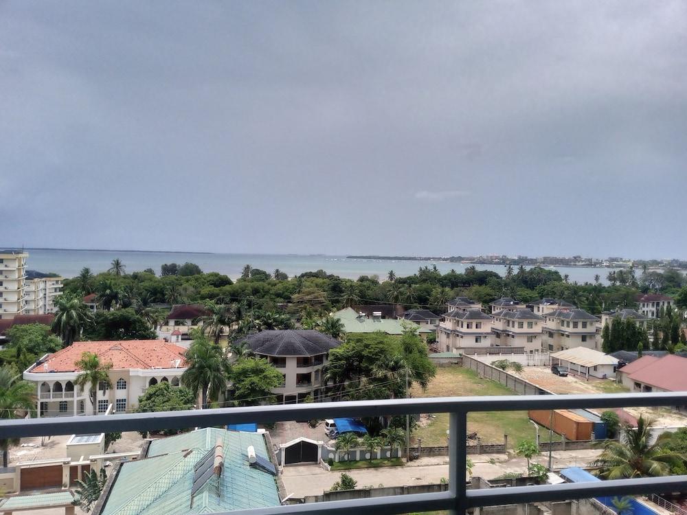 Regency Park Hotel 1225878 — 6