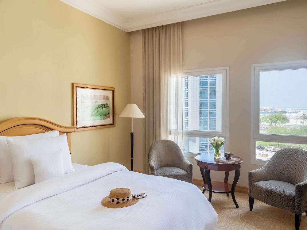 Movenpick Hotel Doha — 4