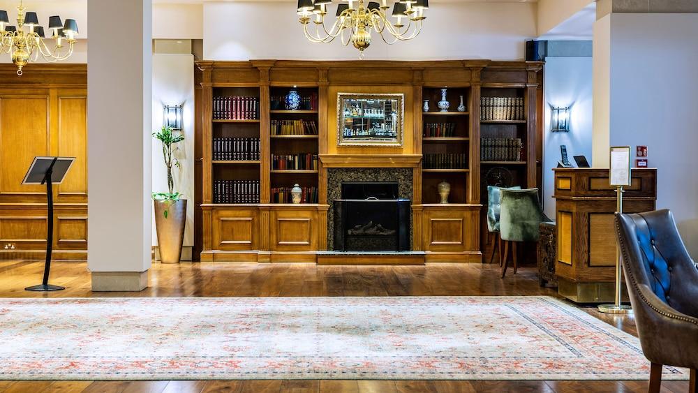 The Lensbury Resort — 8