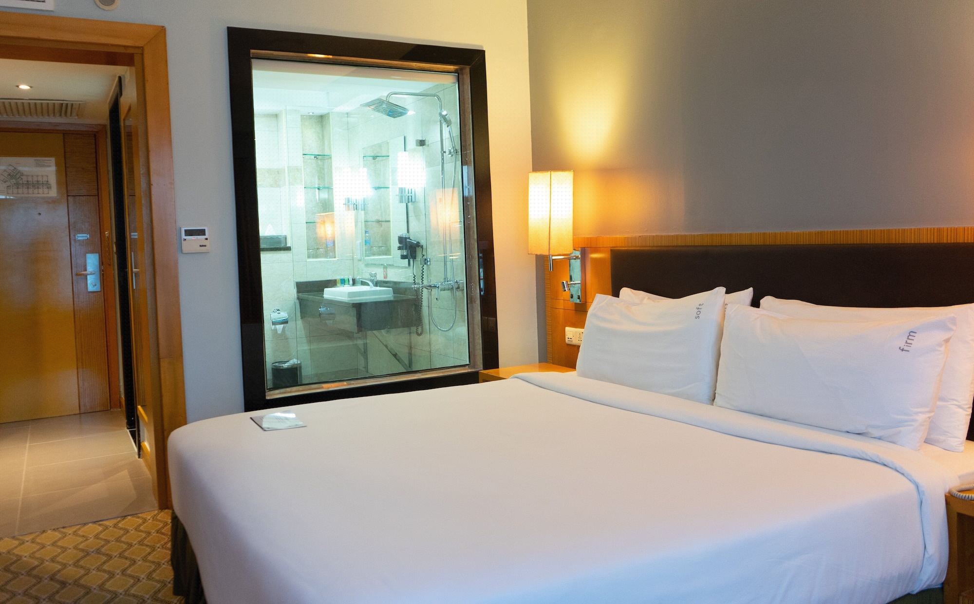 HOLIDAY INN DAR ES SALAAM-CITY CENTRE — 10