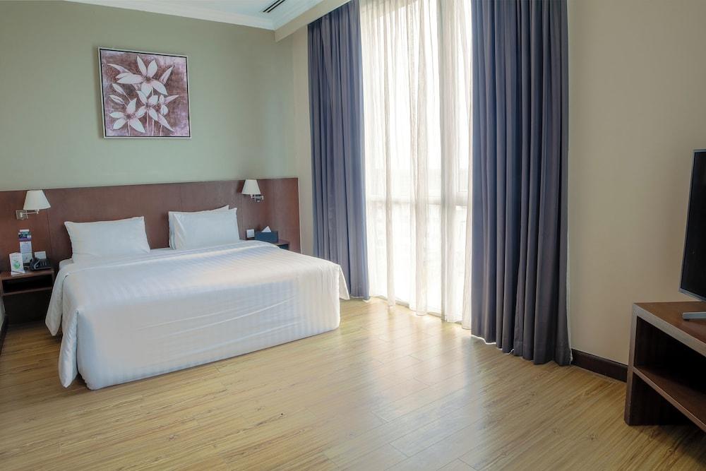 THE SWISS HOTEL APARTMENT(MB) 889075 — 9