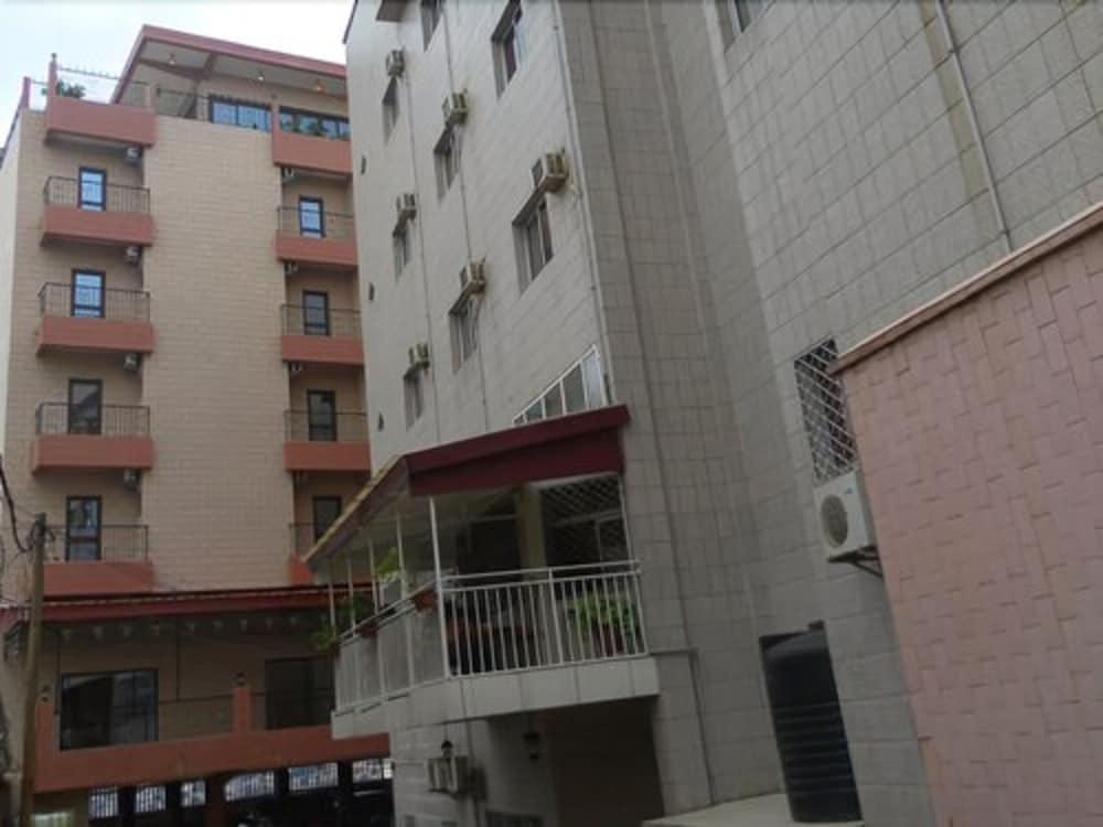Tou'Ngou Hotel — 2