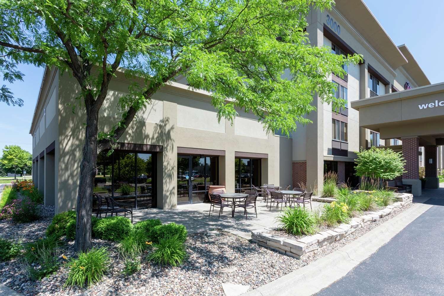 Hampton Inn Minneapolis-Eagan — 7