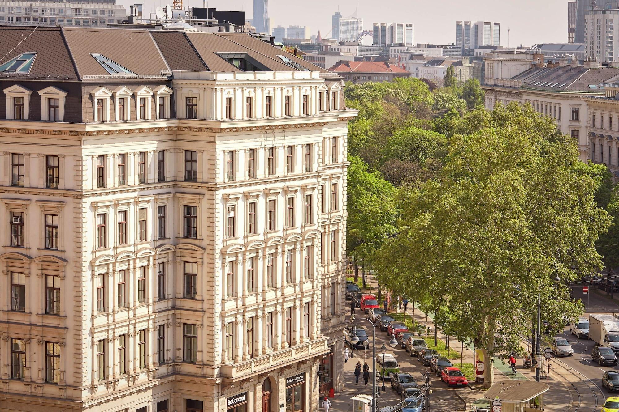 Hotel Imperial, a Luxury Collection Hotel, Vienna 2344 — 10