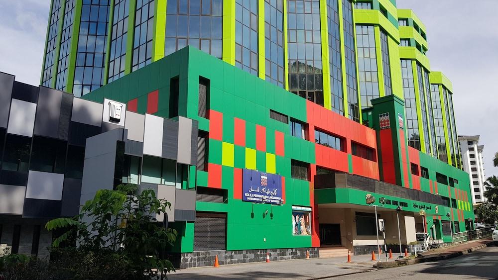 ABDUL RAZAK HOTEL APARTMENTS(MB) 874905 — 6