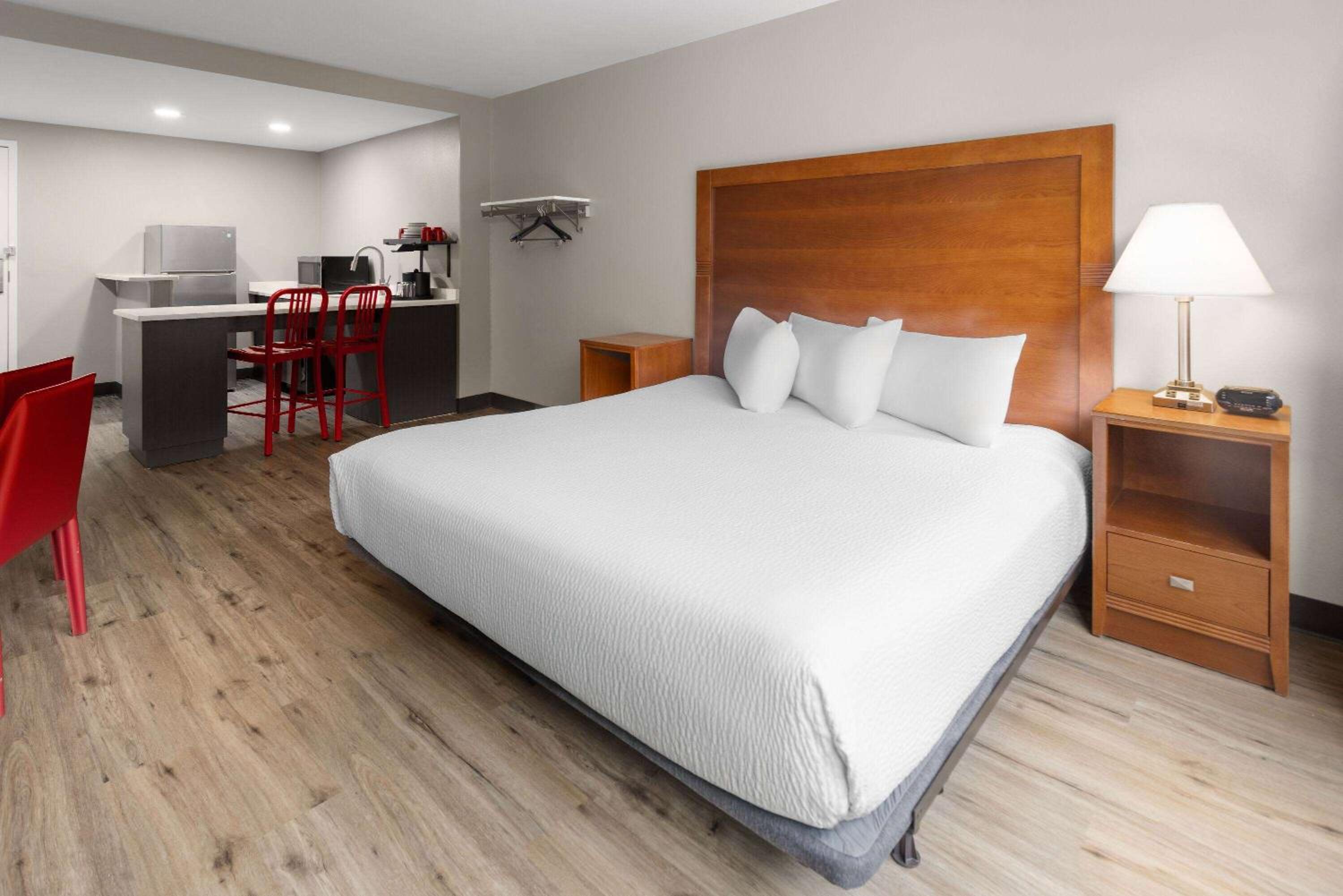 Hawthorn Extended Stay by Wyndham Ellsworth / Bar Harbor — 8