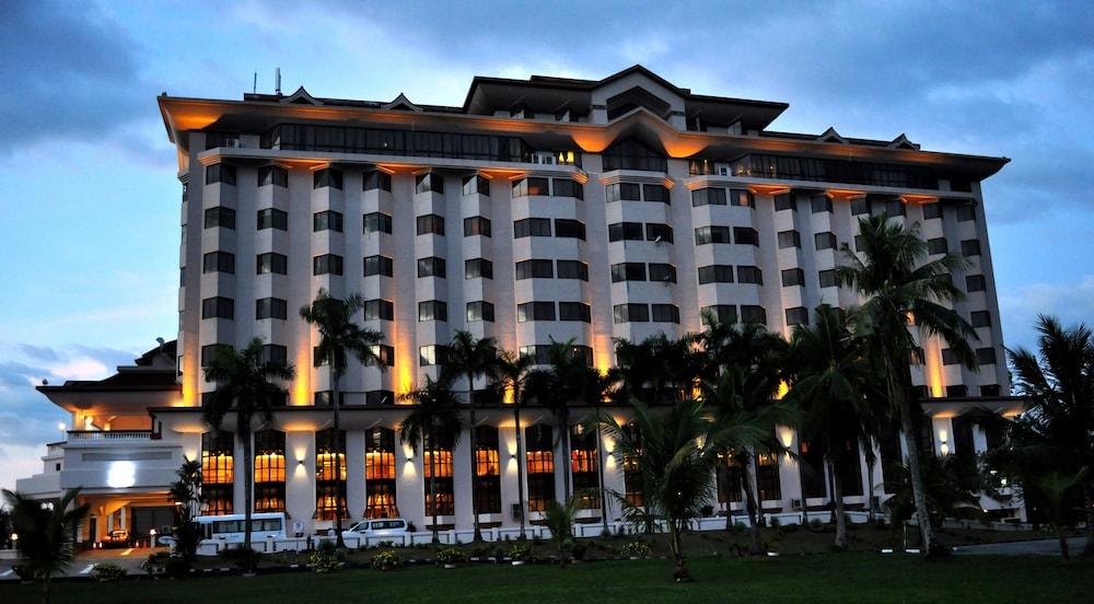 Mulia Hotel Brunei 94990 — 2