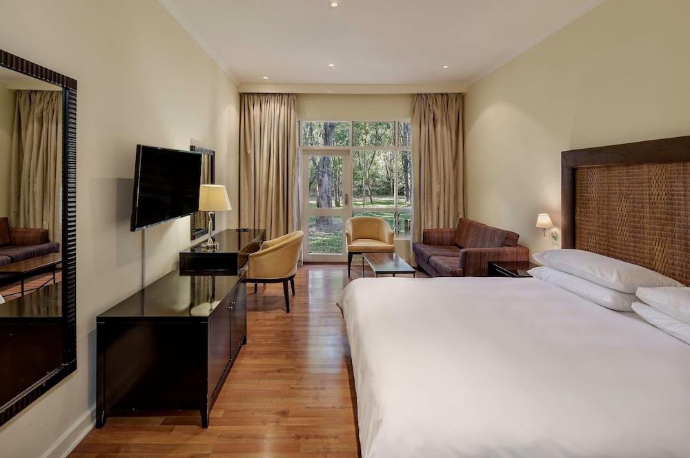 Protea Hotel by Marriott Lusaka Safari Lodge — 8