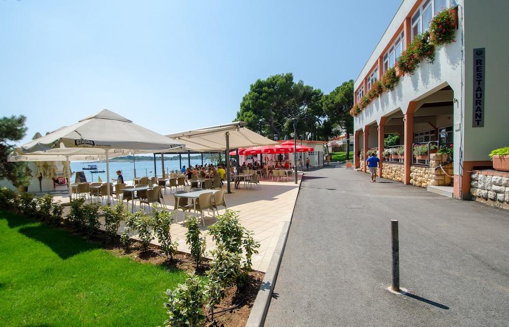RESORT CENTINERA 92252 — 2