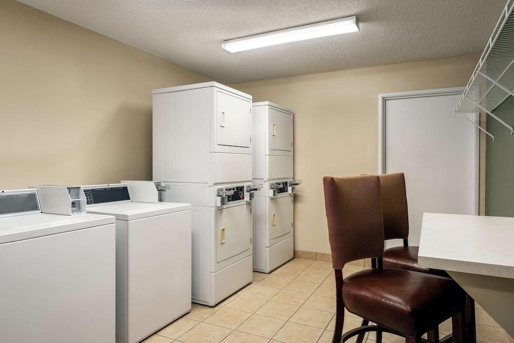 Homewood Suites by Hilton Erie, PA — 5