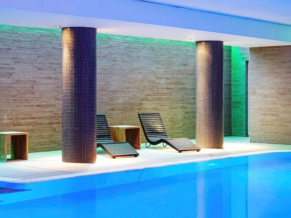 NOVOTEL EDINBURGH PARK — 7