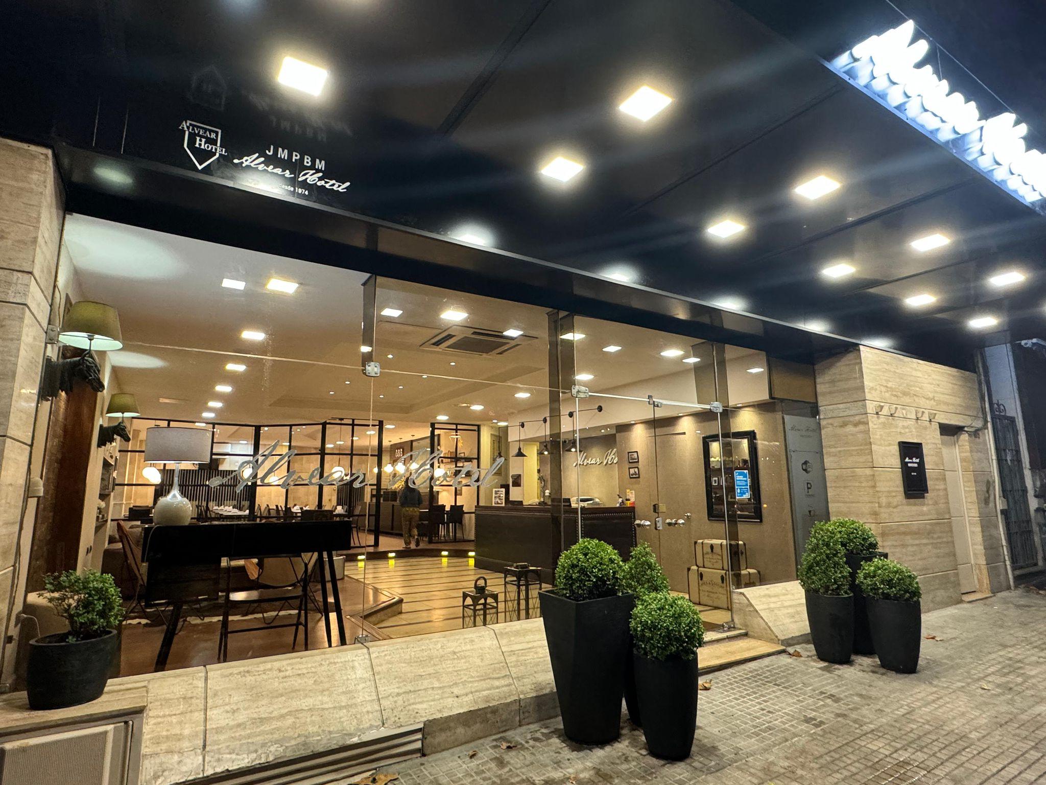 HOTEL ALVEAR — 3