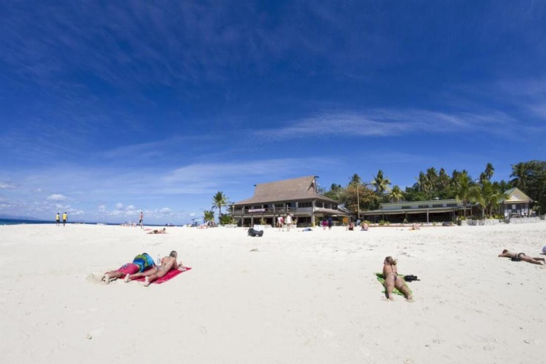 Beachcomber Island Resort 1035548 — 9