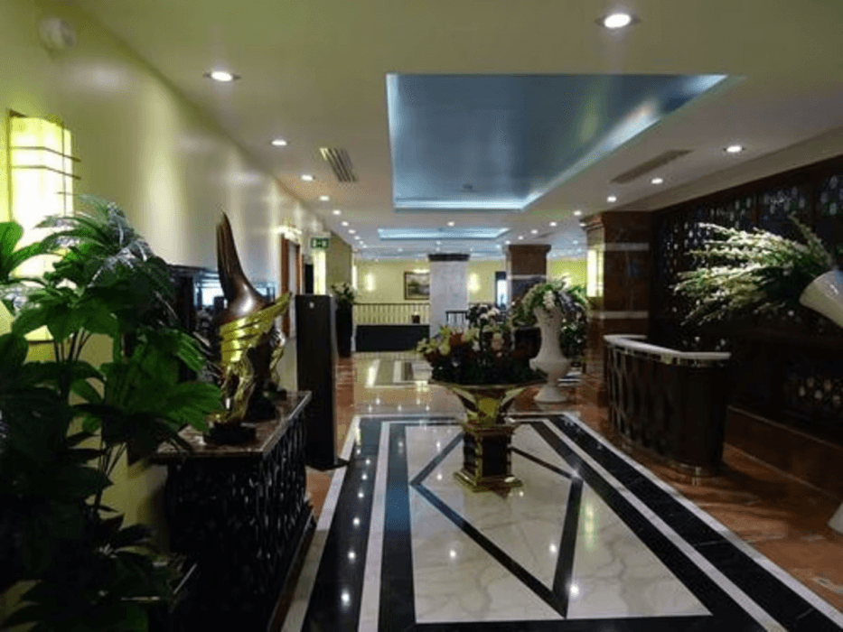 Oasis Hotel — 2